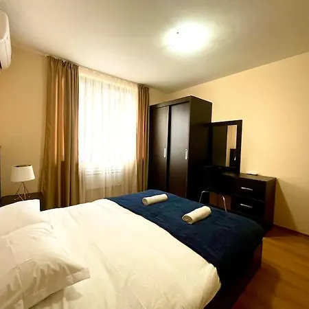 Apartment Royal Park Premium *